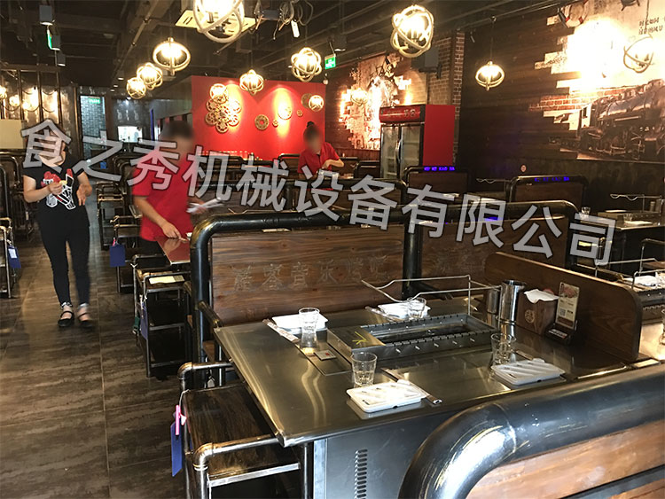 食之秀自動燒烤設備廠提供燒烤店用自動燒烤機、桌椅餐具等整店設備供應